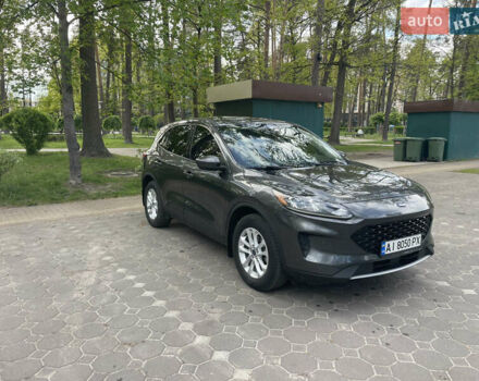 Серый Форд Эскейп, объемом двигателя 1.5 л и пробегом 156 тыс. км за 15999 $, фото 3 на Automoto.ua