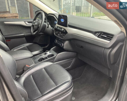 Форд Эскейп 2020 в Харькове на Automoto.ua Серый Форд Эскейп, объемом двигателя 2.49 л и пробегом 97 тыс. км за 20700 $, фото 9 на Automoto.ua