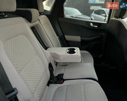 Серый Форд Эскейп, объемом двигателя 1.5 л и пробегом 158 тыс. км за 15750 $, фото 25 на Automoto.ua