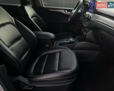 Серый Форд Эскейп, объемом двигателя 1.5 л и пробегом 115 тыс. км за 15500 $, фото 36 на Automoto.ua