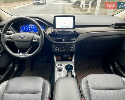 Серый Форд Эскейп, объемом двигателя 2 л и пробегом 51 тыс. км за 18999 $, фото 39 на Automoto.ua