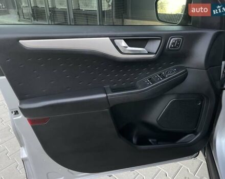 Серый Форд Эскейп, объемом двигателя 1.5 л и пробегом 115 тыс. км за 15500 $, фото 32 на Automoto.ua