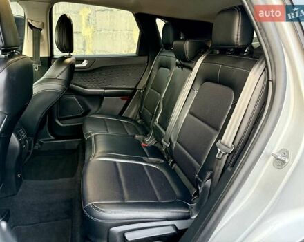 Сірий Форд Ескейп, об'ємом двигуна 1.5 л та пробігом 115 тис. км за 18000 $, фото 10 на Automoto.ua