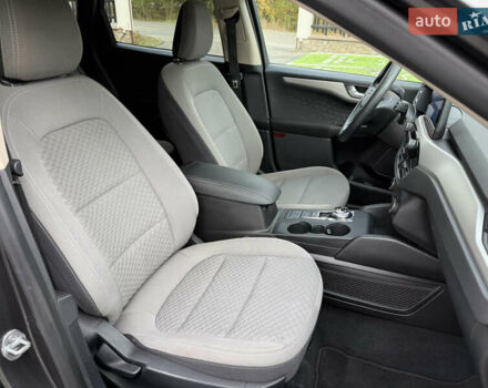 Форд Эскейп 2020 в Киеве на Automoto.ua Серый Форд Эскейп, объемом двигателя 1.5 л и пробегом 124 тыс. км за 14950 $, фото 35 на Automoto.ua