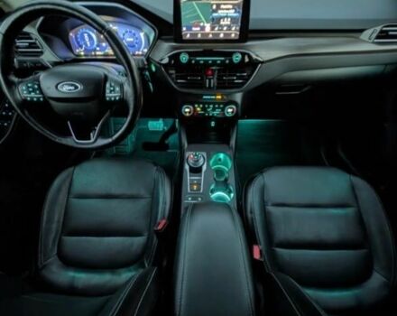 Сірий Форд Ескейп, об'ємом двигуна 2 л та пробігом 108 тис. км за 11500 $, фото 8 на Automoto.ua