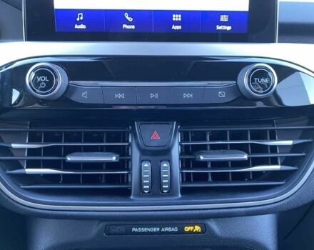 Сірий Форд Ескейп, об'ємом двигуна 1.5 л та пробігом 38 тис. км за 12400 $, фото 9 на Automoto.ua