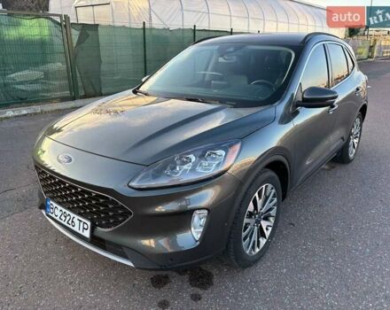 Серый Форд Эскейп, объемом двигателя 2 л и пробегом 49 тыс. км за 18250 $, фото 1 на Automoto.ua