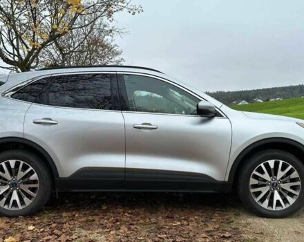 Серый Форд Эскейп, объемом двигателя 2 л и пробегом 39 тыс. км за 11000 $, фото 3 на Automoto.ua