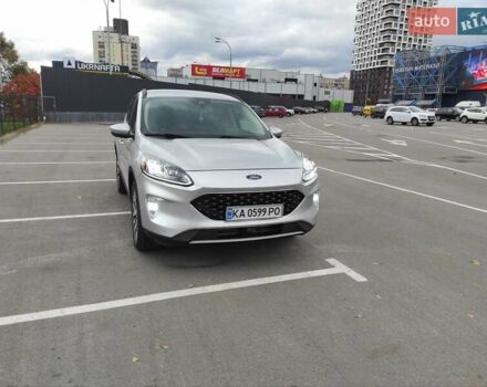 Форд Эскейп 2020 в Киеве на Automoto.ua Серый Форд Эскейп, объемом двигателя 2 л и пробегом 83 тыс. км за 20500 $, фото 2 на Automoto.ua