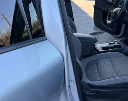 Сірий Форд Ескейп, об'ємом двигуна 1.5 л та пробігом 40 тис. км за 16999 $, фото 24 на Automoto.ua