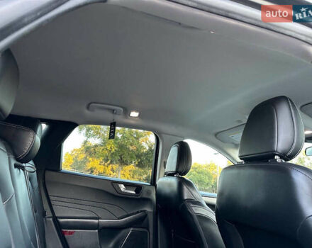 Серый Форд Эскейп, объемом двигателя 0 л и пробегом 156 тыс. км за 16999 $, фото 6 на Automoto.ua