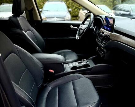 Серый Форд Эскейп, объемом двигателя 2.49 л и пробегом 81 тыс. км за 22990 $, фото 18 на Automoto.ua