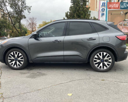 Форд Эскейп 2020 в Харькове на Automoto.ua Серый Форд Эскейп, объемом двигателя 2.49 л и пробегом 97 тыс. км за 20700 $, фото 6 на Automoto.ua