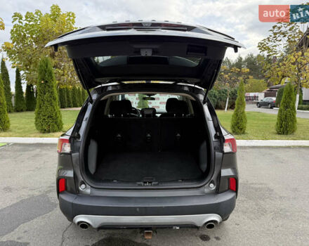 Форд Эскейп 2020 в Киеве на Automoto.ua Серый Форд Эскейп, объемом двигателя 1.5 л и пробегом 124 тыс. км за 14950 $, фото 43 на Automoto.ua