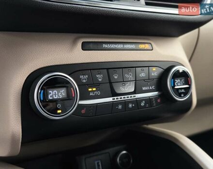 Серый Форд Эскейп, объемом двигателя 2.5 л и пробегом 196 тыс. км за 19950 $, фото 36 на Automoto.ua