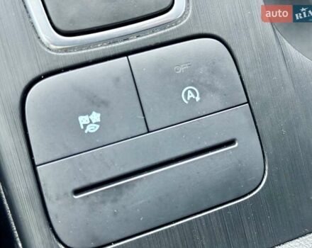 Сірий Форд Ескейп, об'ємом двигуна 1.5 л та пробігом 115 тис. км за 18000 $, фото 20 на Automoto.ua