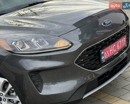 Серый Форд Эскейп, объемом двигателя 1.5 л и пробегом 166 тыс. км за 14500 $, фото 16 на Automoto.ua