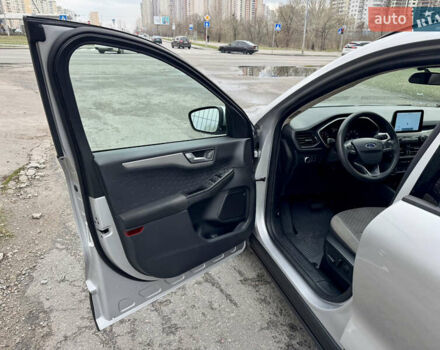 Серый Форд Эскейп, объемом двигателя 1.5 л и пробегом 98 тыс. км за 17500 $, фото 15 на Automoto.ua