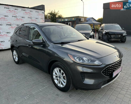 Серый Форд Эскейп, объемом двигателя 1.5 л и пробегом 158 тыс. км за 15750 $, фото 3 на Automoto.ua