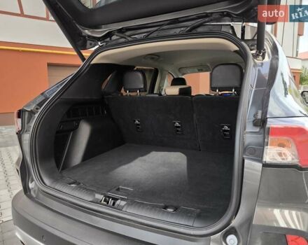 Серый Форд Эскейп, объемом двигателя 2.5 л и пробегом 196 тыс. км за 19450 $, фото 30 на Automoto.ua