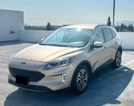 Серый Форд Эскейп, объемом двигателя 2.5 л и пробегом 45 тыс. км за 5500 $, фото 4 на Automoto.ua