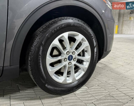 Серый Форд Эскейп, объемом двигателя 1.5 л и пробегом 139 тыс. км за 14200 $, фото 17 на Automoto.ua