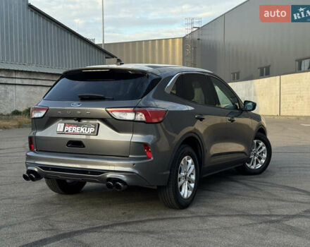 Серый Форд Эскейп, объемом двигателя 1.5 л и пробегом 154 тыс. км за 16399 $, фото 5 на Automoto.ua