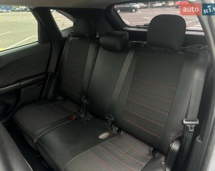 Сірий Форд Ескейп, об'ємом двигуна 1.5 л та пробігом 93 тис. км за 18700 $, фото 11 на Automoto.ua