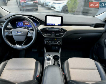 Серый Форд Эскейп, объемом двигателя 2.5 л и пробегом 52 тыс. км за 27900 $, фото 8 на Automoto.ua