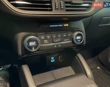 Серый Форд Эскейп, объемом двигателя 1.5 л и пробегом 139 тыс. км за 14200 $, фото 41 на Automoto.ua