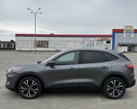 Серый Форд Эскейп, объемом двигателя 2.5 л и пробегом 36 тыс. км за 25900 $, фото 2 на Automoto.ua