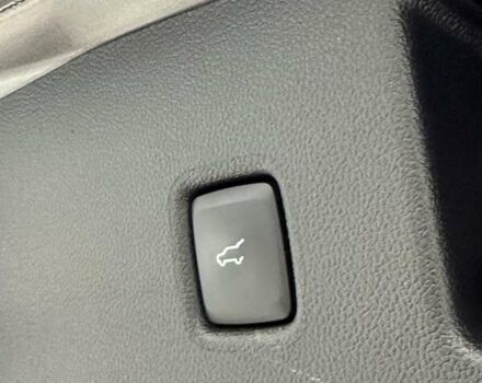 Серый Форд Эскейп, объемом двигателя 2 л и пробегом 111 тыс. км за 19500 $, фото 19 на Automoto.ua