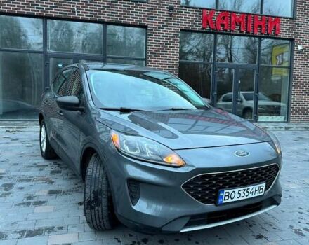 Серый Форд Эскейп, объемом двигателя 1.5 л и пробегом 200 тыс. км за 11999 $, фото 2 на Automoto.ua