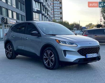 Сірий Форд Ескейп, об'ємом двигуна 1.5 л та пробігом 16 тис. км за 17500 $, фото 10 на Automoto.ua