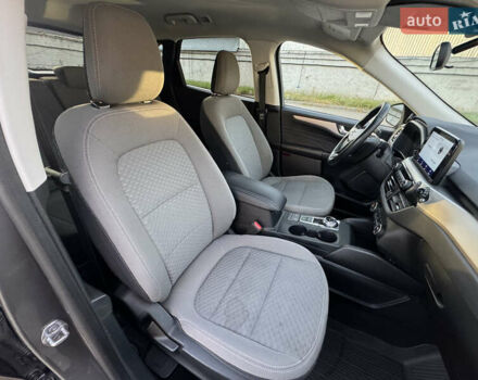 Серый Форд Эскейп, объемом двигателя 1.5 л и пробегом 154 тыс. км за 16399 $, фото 31 на Automoto.ua