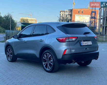 Сірий Форд Ескейп, об'ємом двигуна 1.5 л та пробігом 16 тис. км за 17500 $, фото 4 на Automoto.ua