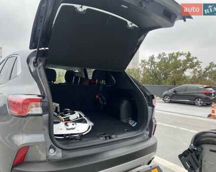 Серый Форд Эскейп, объемом двигателя 2.49 л и пробегом 61 тыс. км за 29000 $, фото 28 на Automoto.ua