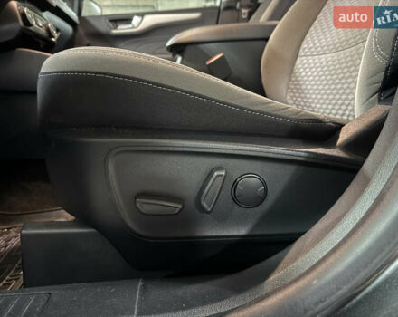 Серый Форд Эскейп, объемом двигателя 1.5 л и пробегом 139 тыс. км за 14200 $, фото 35 на Automoto.ua