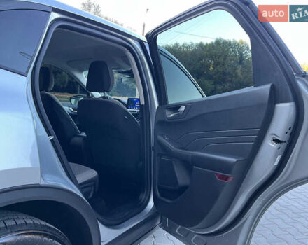 Сірий Форд Ескейп, об'ємом двигуна 1.5 л та пробігом 16 тис. км за 17500 $, фото 36 на Automoto.ua