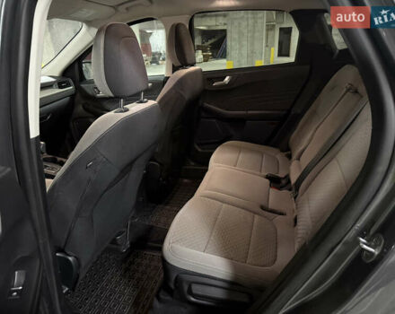 Серый Форд Эскейп, объемом двигателя 1.5 л и пробегом 139 тыс. км за 14200 $, фото 27 на Automoto.ua
