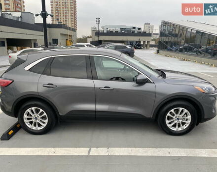 Серый Форд Эскейп, объемом двигателя 2.49 л и пробегом 61 тыс. км за 29000 $, фото 5 на Automoto.ua