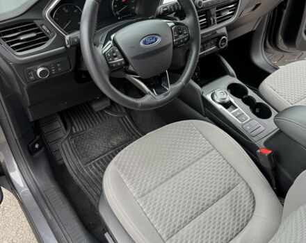 Серый Форд Эскейп, объемом двигателя 2.5 л и пробегом 36 тыс. км за 25900 $, фото 8 на Automoto.ua