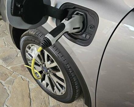 Серый Форд Эскейп, объемом двигателя 2.5 л и пробегом 73 тыс. км за 27500 $, фото 38 на Automoto.ua