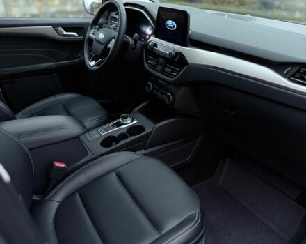 Сірий Форд Ескейп, об'ємом двигуна 2 л та пробігом 112 тис. км за 16900 $, фото 5 на Automoto.ua