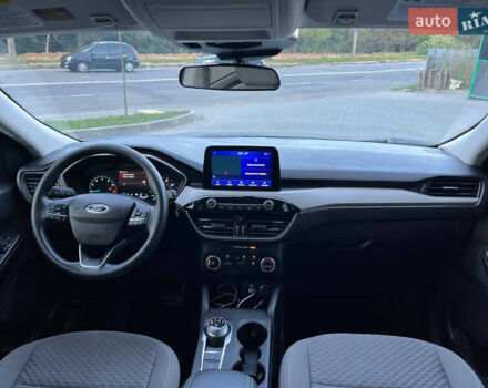Сірий Форд Ескейп, об'ємом двигуна 1.5 л та пробігом 16 тис. км за 17500 $, фото 39 на Automoto.ua