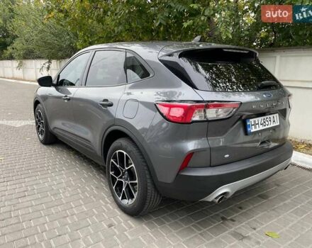 Серый Форд Эскейп, объемом двигателя 1.5 л и пробегом 90 тыс. км за 19000 $, фото 16 на Automoto.ua