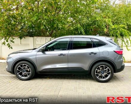 Серый Форд Эскейп, объемом двигателя 1.5 л и пробегом 90 тыс. км за 19000 $, фото 5 на Automoto.ua