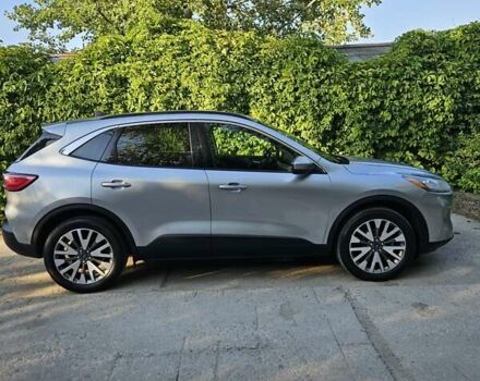 Серый Форд Эскейп, объемом двигателя 2.5 л и пробегом 73 тыс. км за 27500 $, фото 1 на Automoto.ua