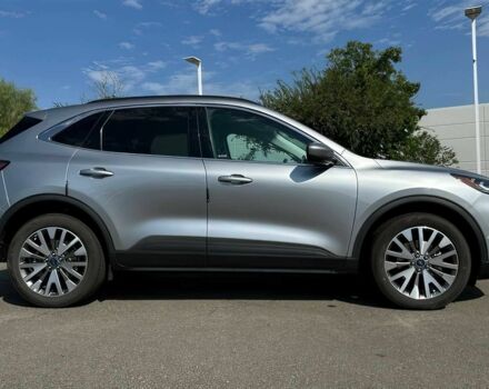 Сірий Форд Ескейп, об'ємом двигуна 2 л та пробігом 28 тис. км за 11000 $, фото 6 на Automoto.ua