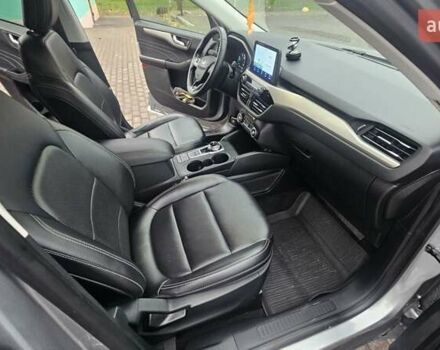 Серый Форд Эскейп, объемом двигателя 2.49 л и пробегом 142 тыс. км за 19800 $, фото 17 на Automoto.ua